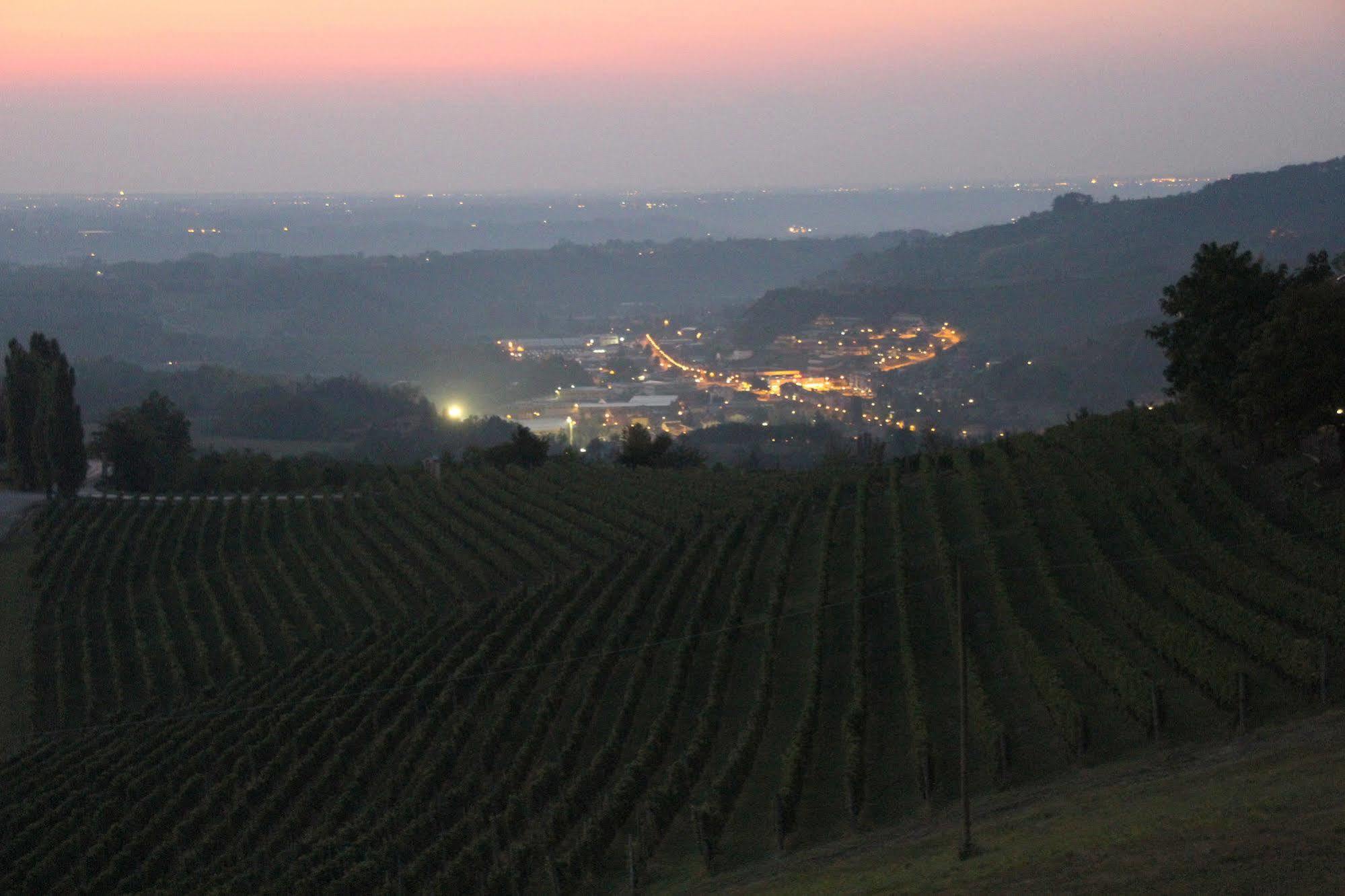 Enolocanda Del Tufo โดลญานี ภายนอก รูปภาพ